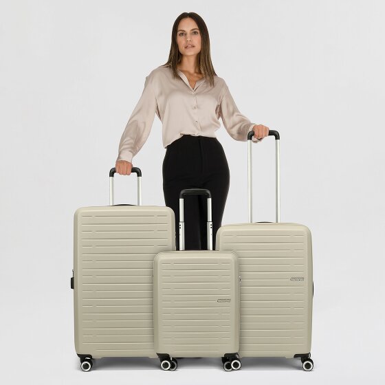 American Tourister Aerojoy 4 wheels Suitcase set 3-piece with expansion pleat